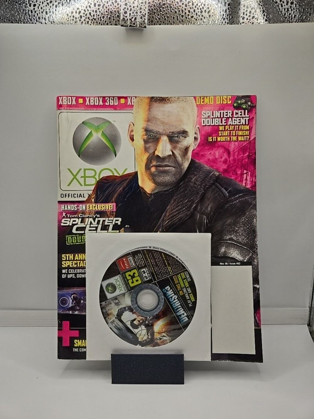 X-BOX Magazine WITH DISC NOVEMBER 2006 ISSUE #63 - Splinter cell - WWE SmackDown